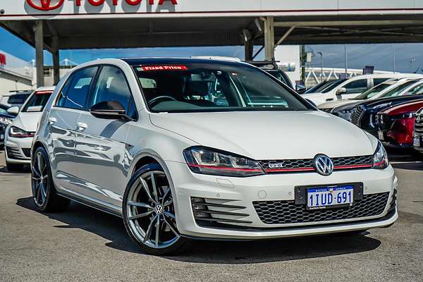 2015 Volkswagen Golf GTI 7