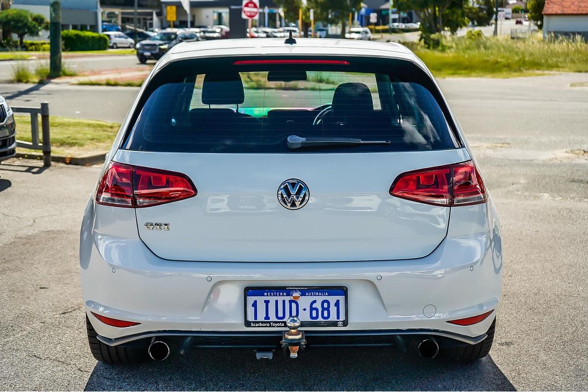 2016 Volkswagen Golf GTI 7