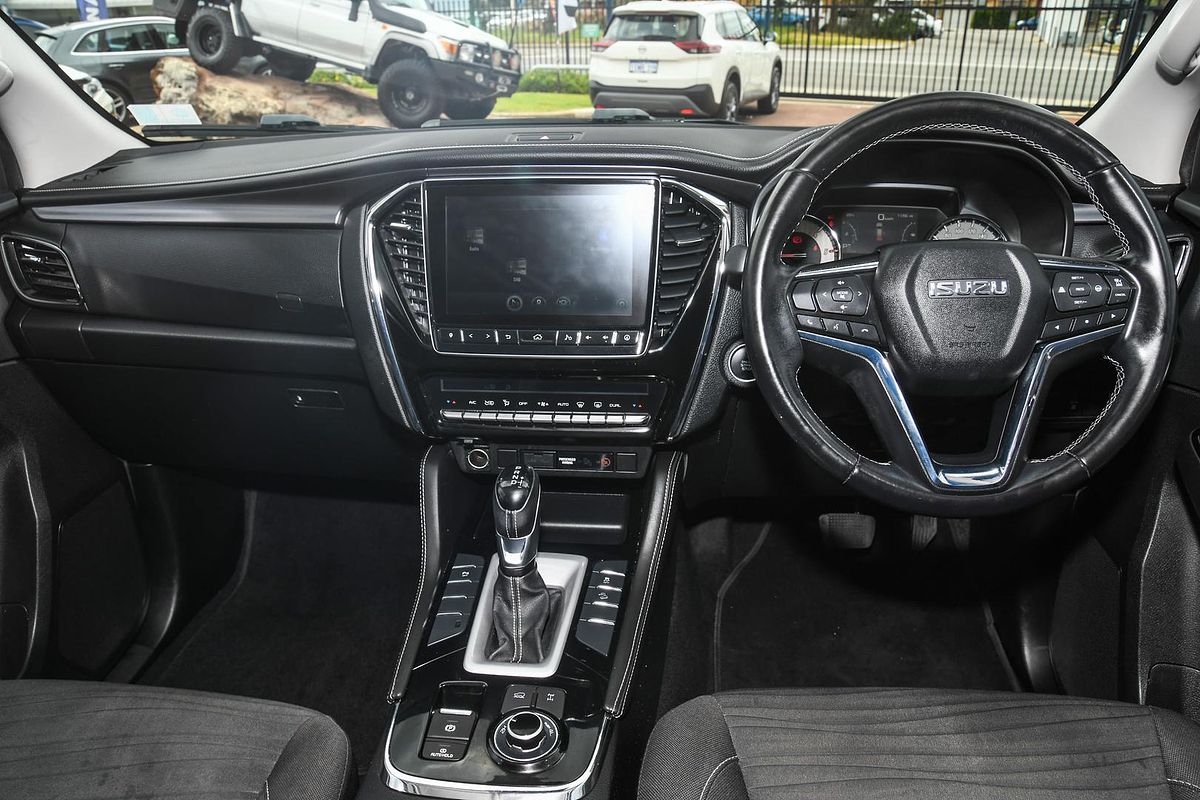 2022 Isuzu MU-X LS-U