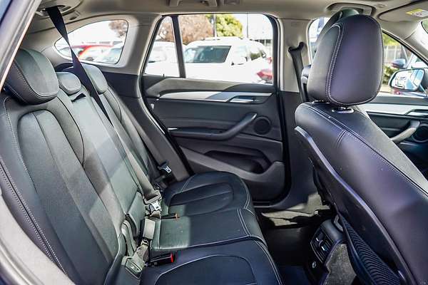 2016 BMW X1 sDrive18d F48