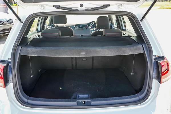 2016 Volkswagen Golf GTI 7