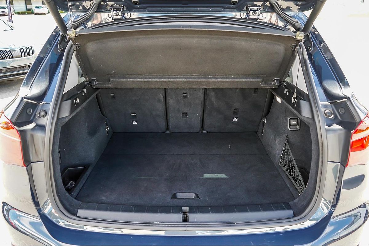 2016 BMW X1 sDrive18d F48