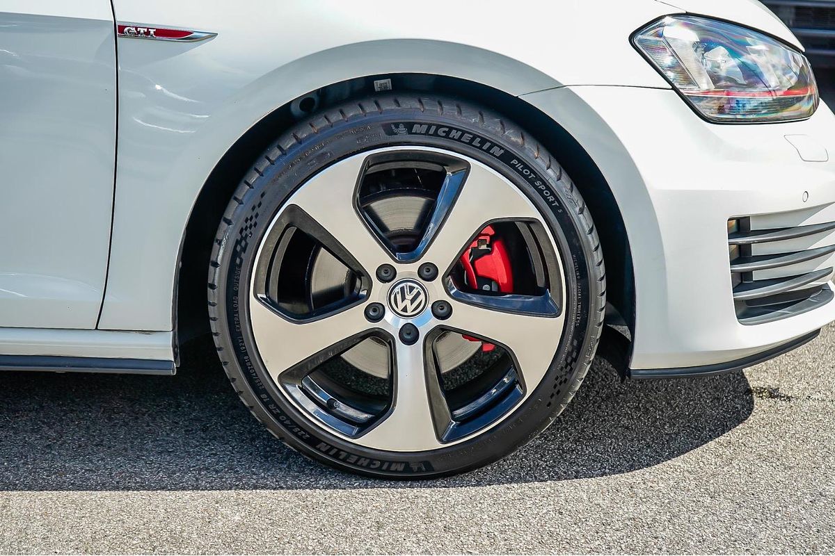 2016 Volkswagen Golf GTI 7