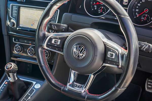 2016 Volkswagen Golf GTI 7
