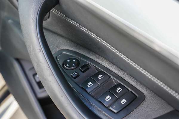 2016 BMW X1 sDrive18d F48
