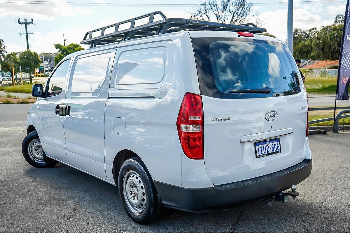 2017 Hyundai iLoad TQ3-V Series II