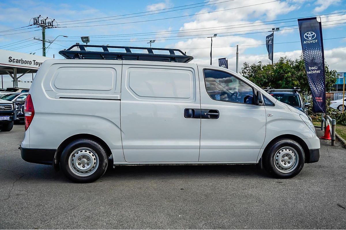 2017 Hyundai iLoad TQ3-V Series II