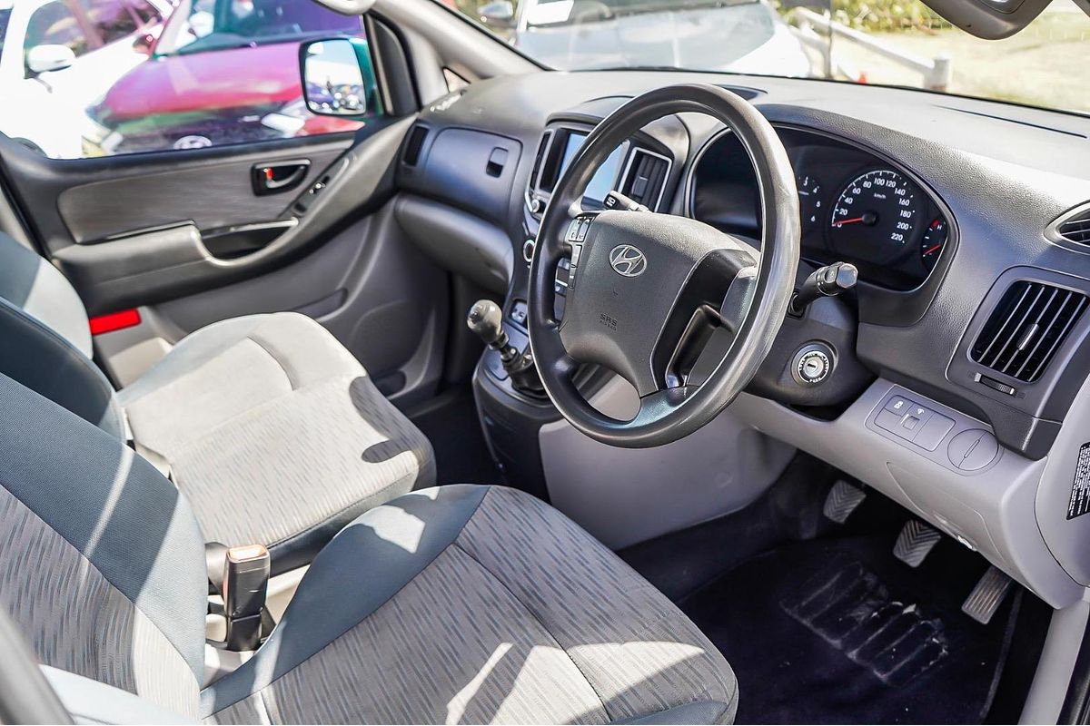 2017 Hyundai iLoad TQ3-V Series II