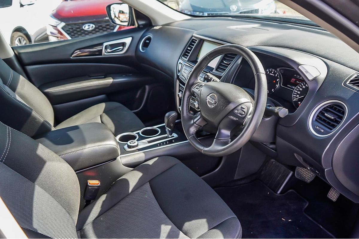 2019 Nissan Pathfinder ST R52 Series III