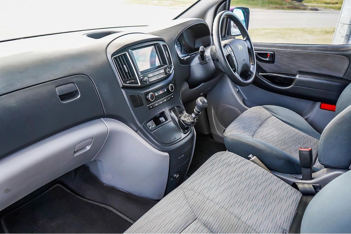 2017 Hyundai iLoad TQ3-V Series II