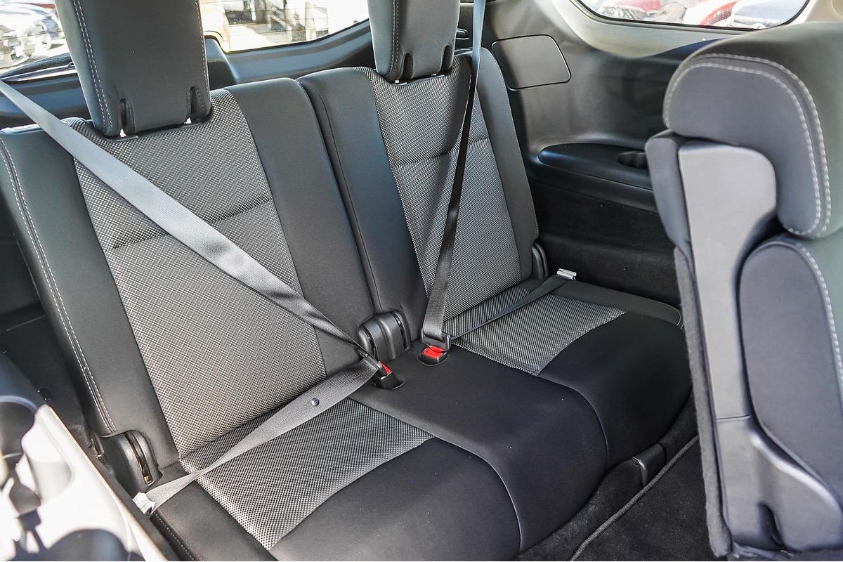 2019 Nissan Pathfinder ST R52 Series III