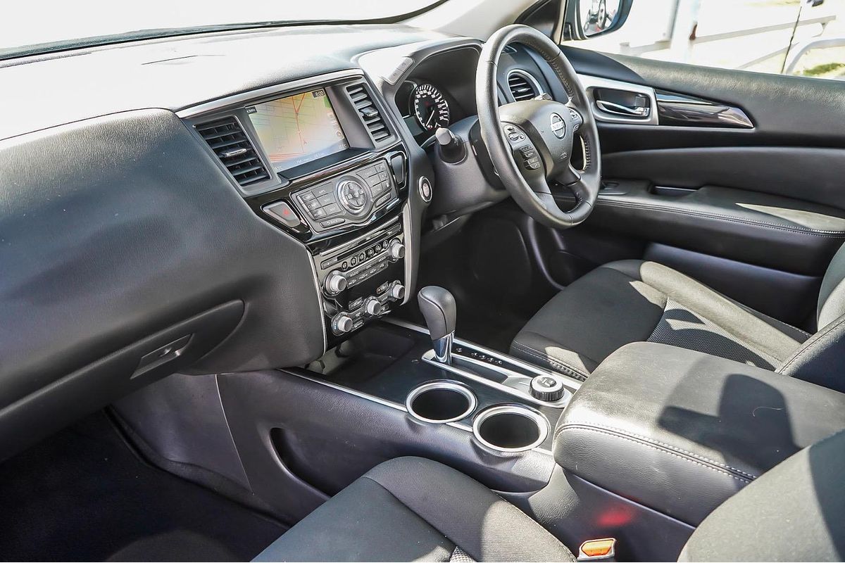 2019 Nissan Pathfinder ST R52 Series III