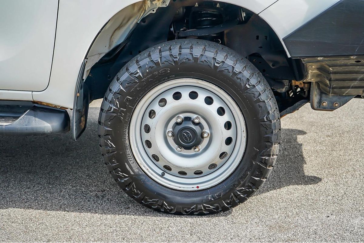 2020 Toyota Hilux SR GUN126R 4X4