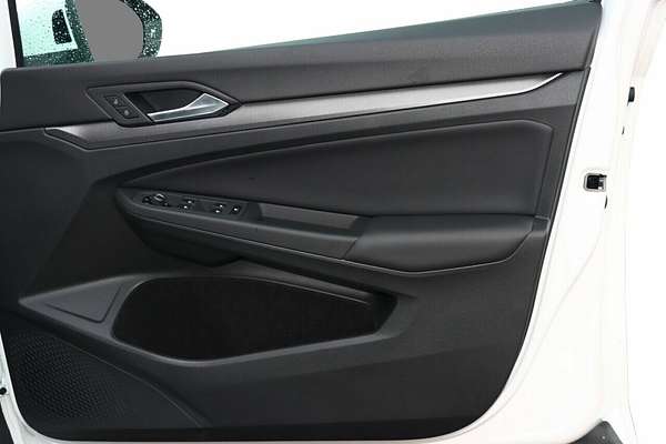 2025 Volkswagen Golf 110TSI R-Line 8.5