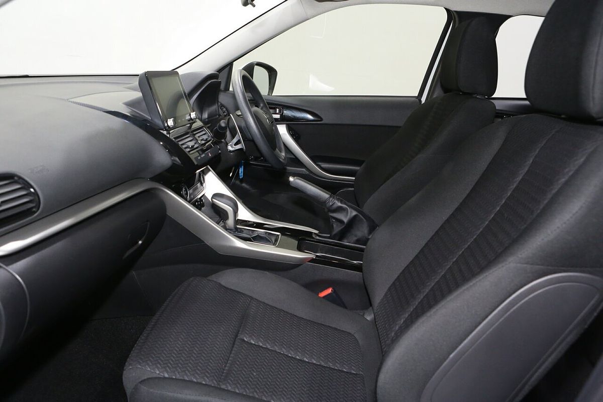 2024 Mitsubishi Eclipse Cross ES YB