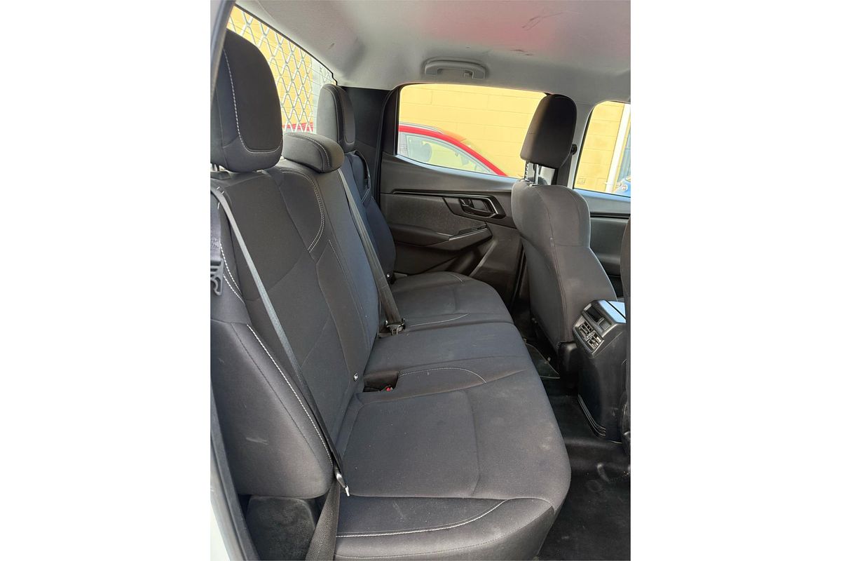 2022 Isuzu D-MAX SX 4X4