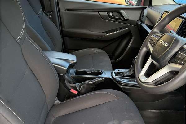 2022 Isuzu D-MAX SX 4X4