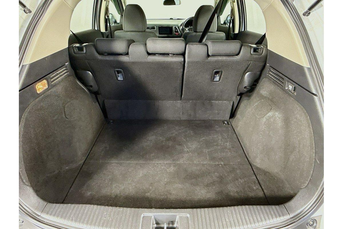 2016 Honda HR-V VTi-S