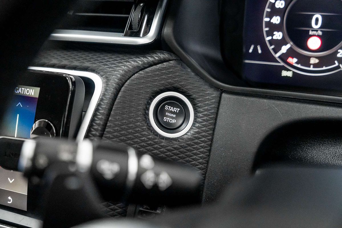 2019 Land Rover Range Rover Velar P250 L560