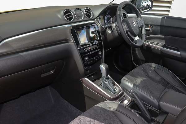 2024 Suzuki Vitara Turbo LY Series II