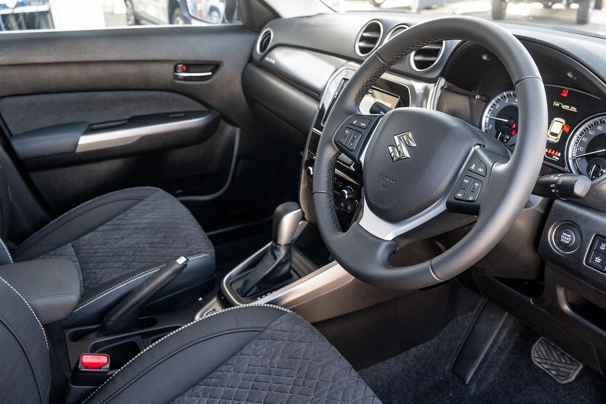 2023 Suzuki Vitara Turbo LY Series II