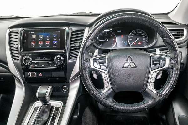 2016 Mitsubishi Pajero Sport GLX QE