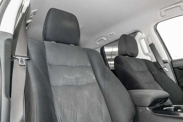 2016 Mitsubishi Pajero Sport GLX QE