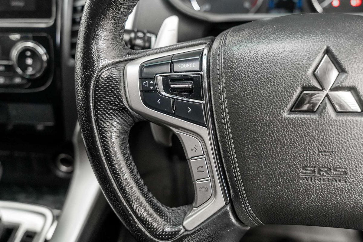 2016 Mitsubishi Pajero Sport GLX QE