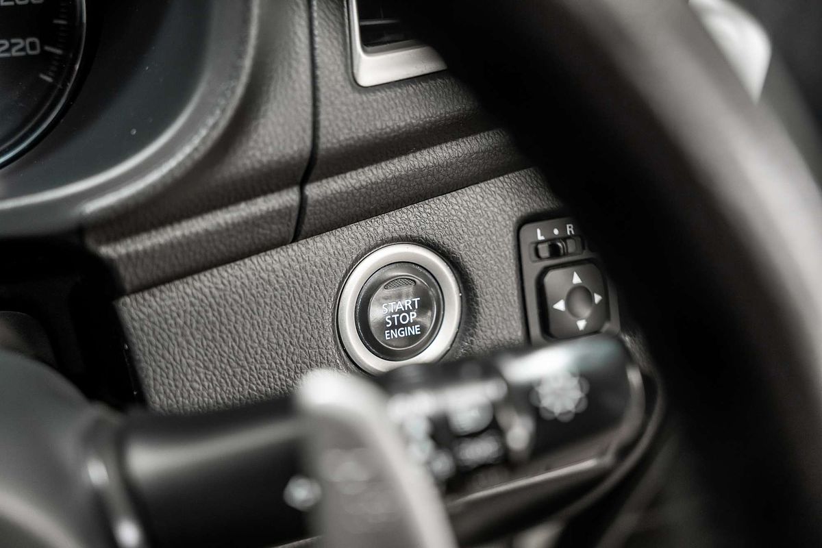 2016 Mitsubishi Pajero Sport GLX QE