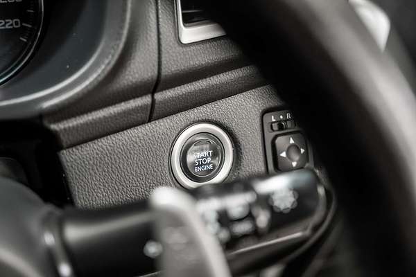 2016 Mitsubishi Pajero Sport GLX QE