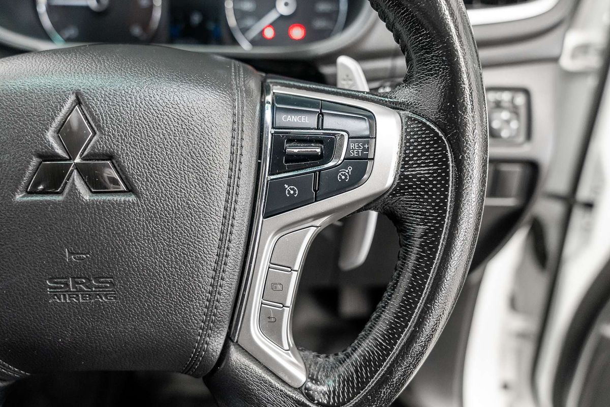 2016 Mitsubishi Pajero Sport GLX QE