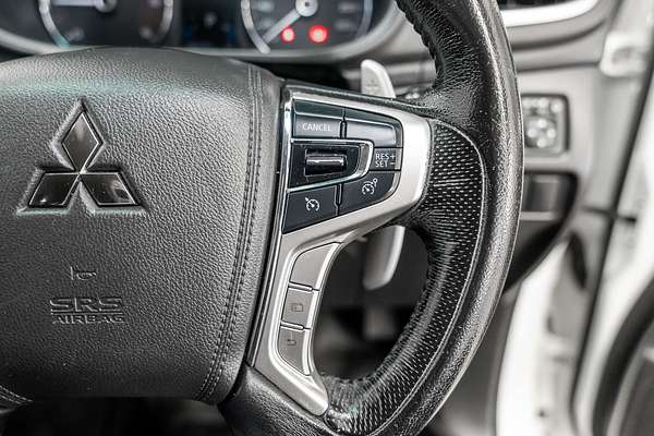 2016 Mitsubishi Pajero Sport GLX QE