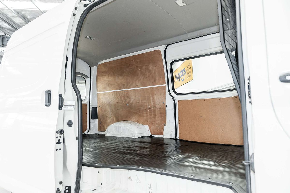 2022 Toyota Hiace GDH300R LWB