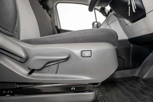 2022 Toyota Hiace GDH300R LWB