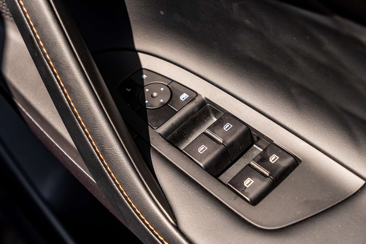 2025 MG HS Hybrid+ Excite AS33H