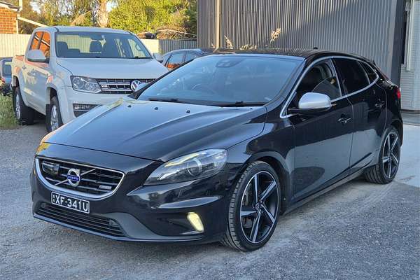 2013 Volvo V40 T5 R-Design