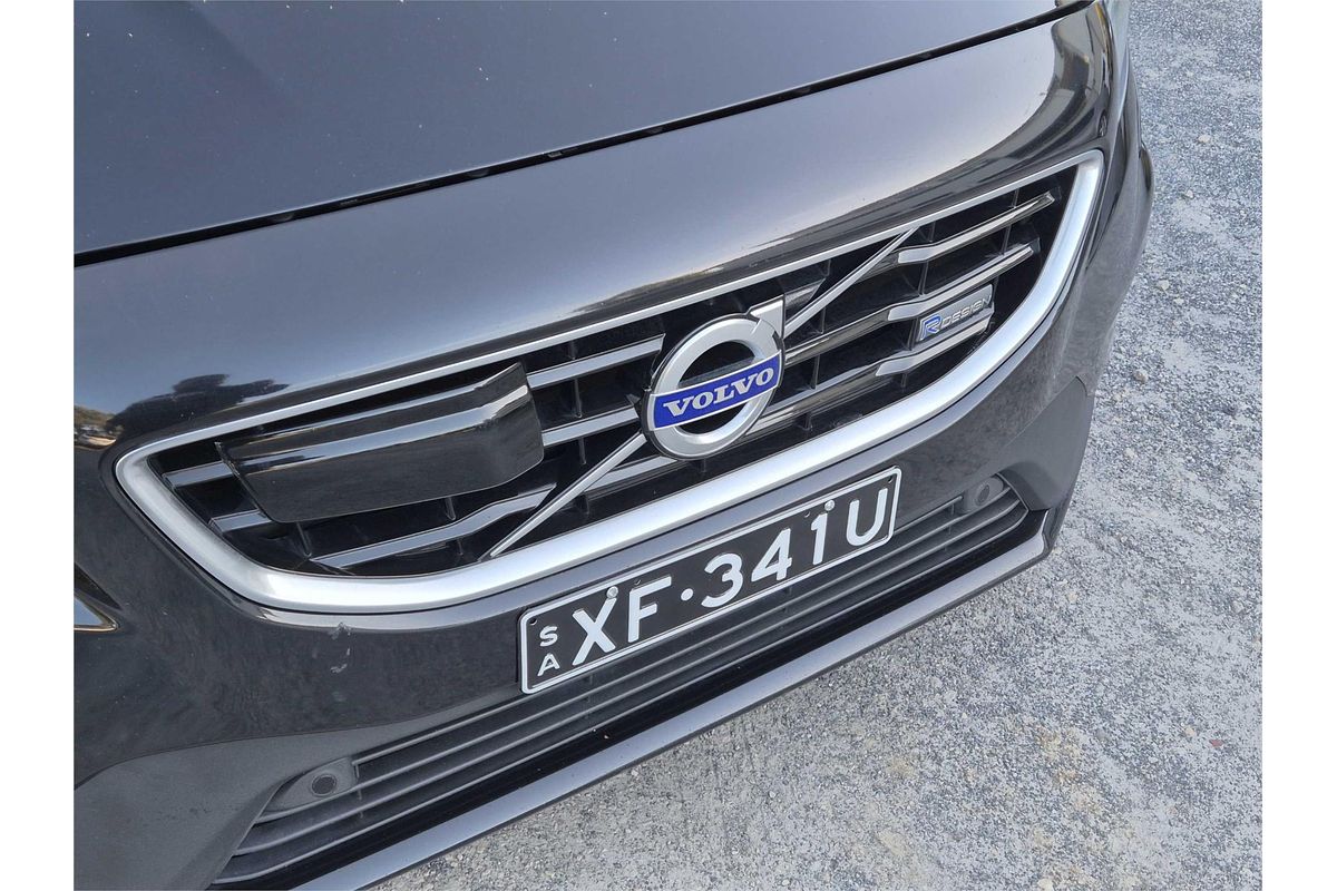 2013 Volvo V40 T5 R-Design