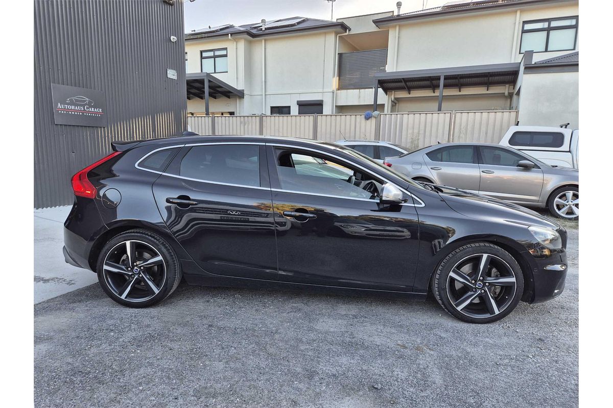 2013 Volvo V40 T5 R-DESIGN M MY14