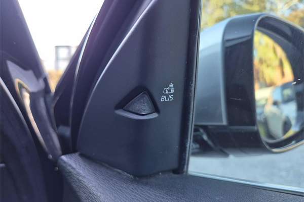 2013 Volvo V40 T5 R-Design