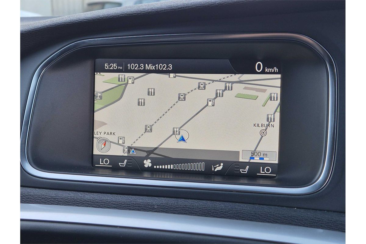 2013 Volvo V40 T5 R-Design