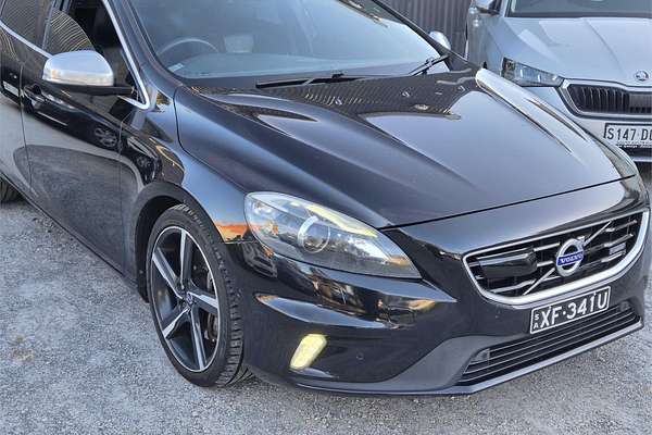2013 Volvo V40 T5 R-DESIGN M MY14