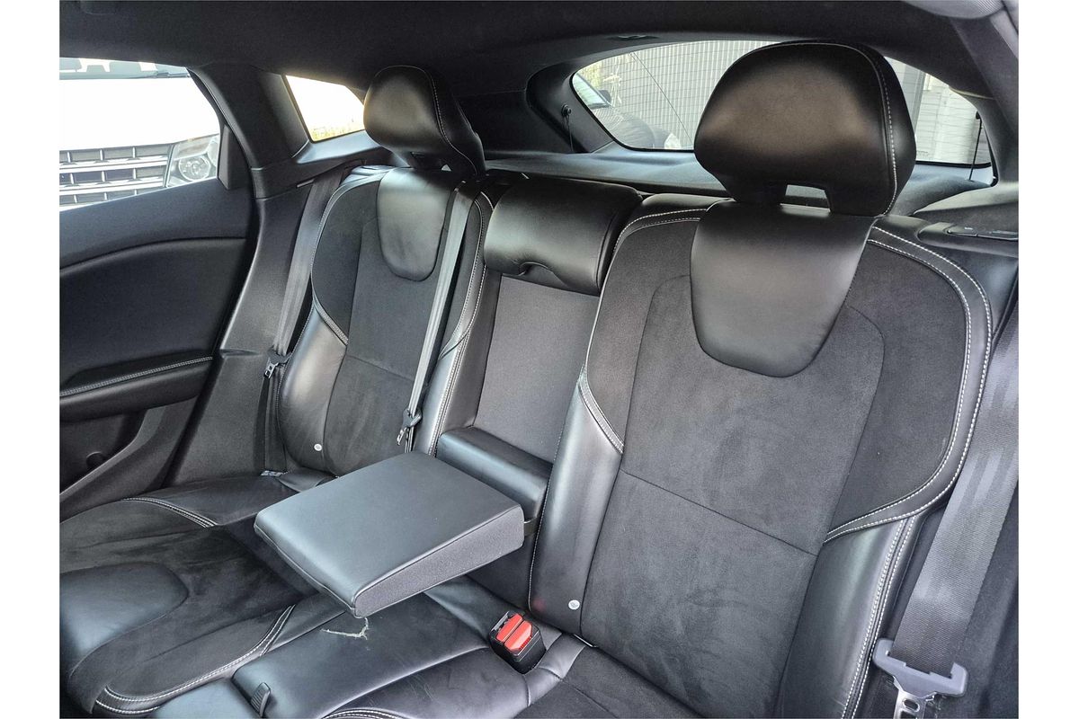 2013 Volvo V40 T5 R-Design