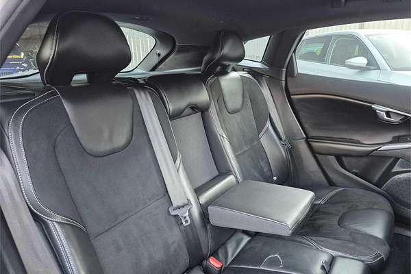 2013 Volvo V40 T5 R-DESIGN M MY14