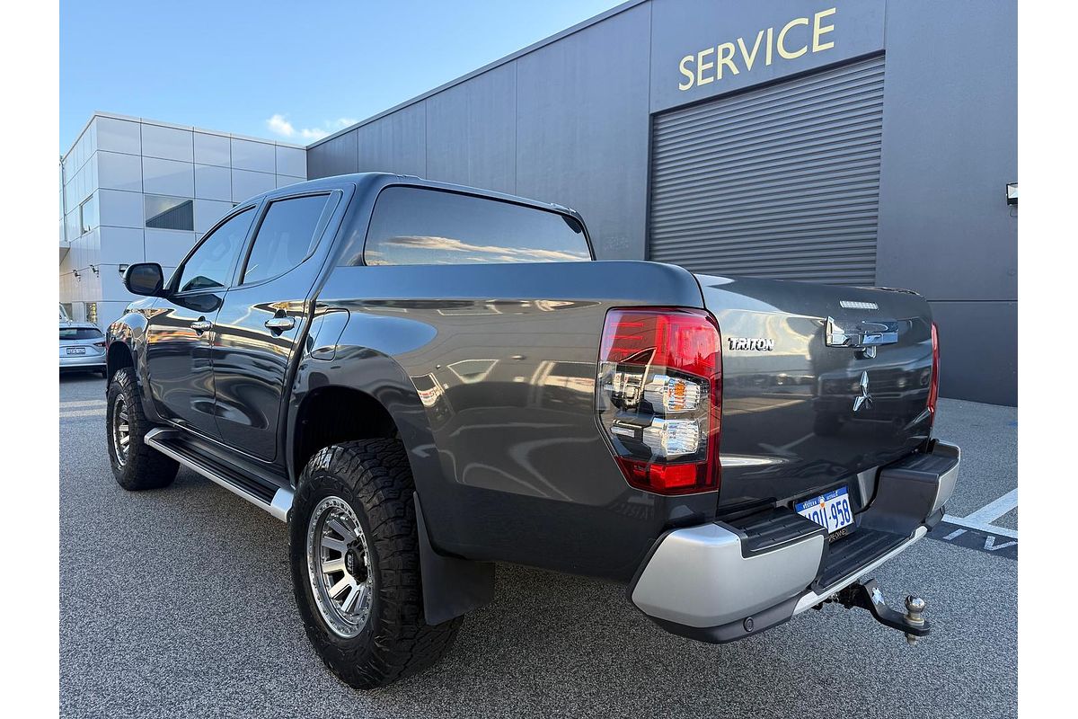 2022 Mitsubishi Triton GLS MR 4X4