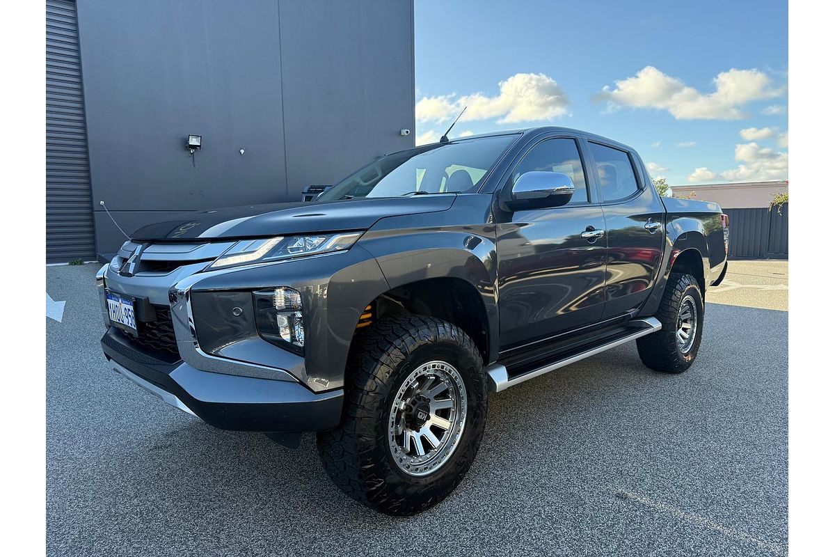 2022 Mitsubishi Triton GLS MR 4X4