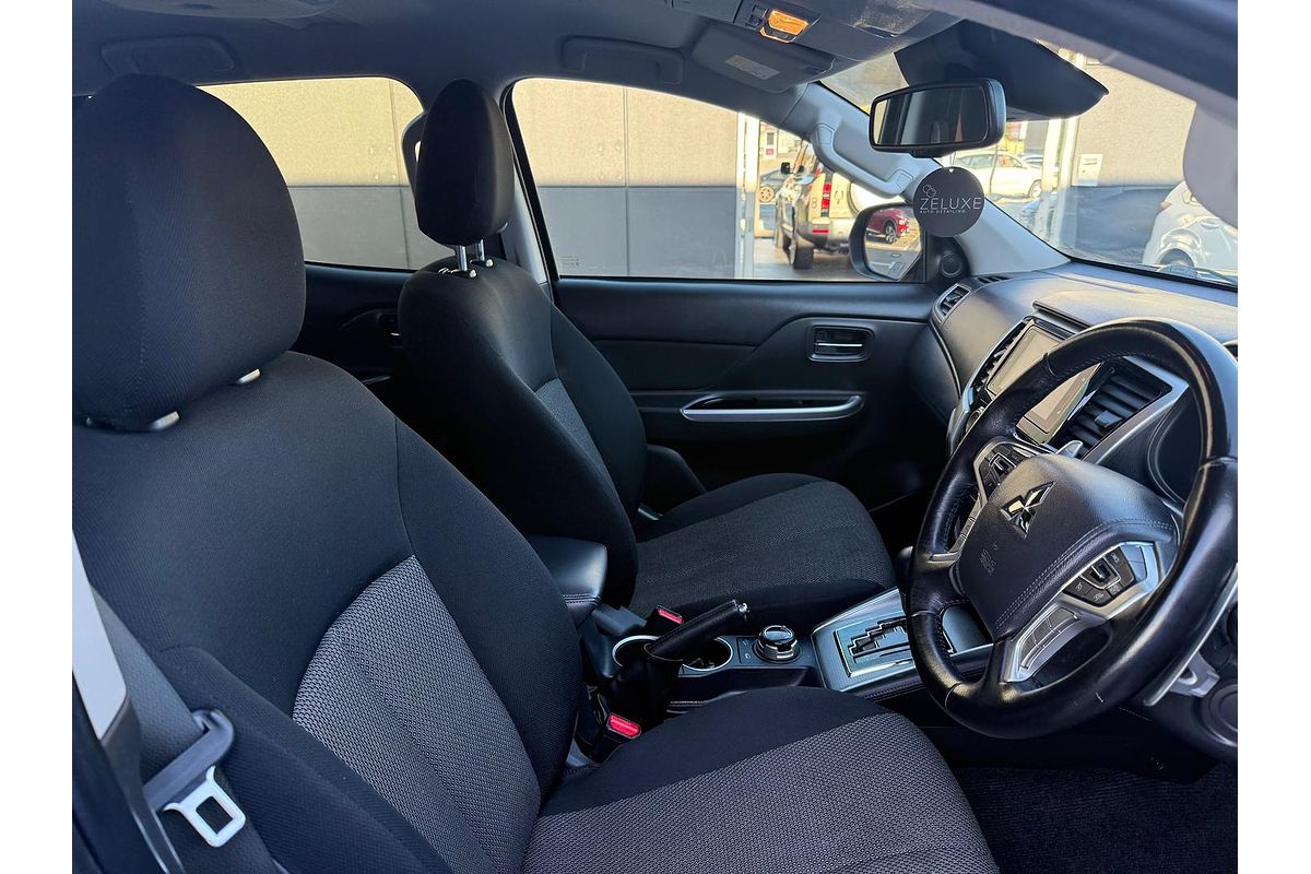 2022 Mitsubishi Triton GLS MR 4X4