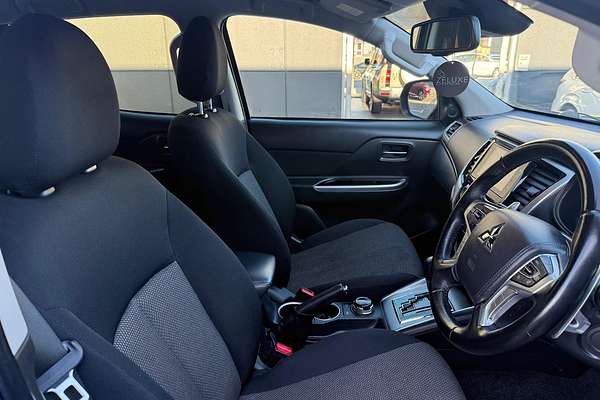 2022 Mitsubishi Triton GLS MR 4X4