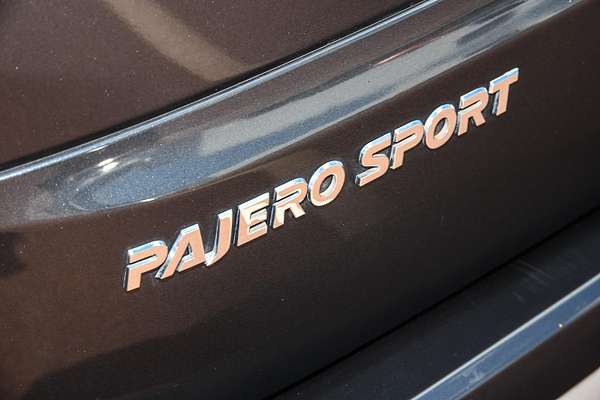 2022 Mitsubishi Pajero Sport