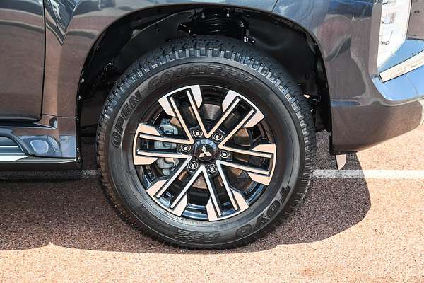 2022 Mitsubishi Pajero Sport