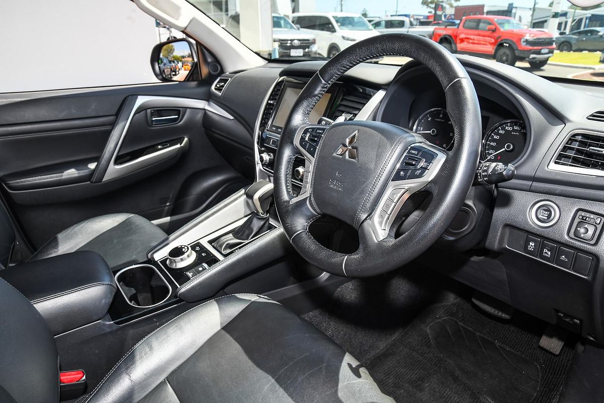2022 Mitsubishi Pajero Sport